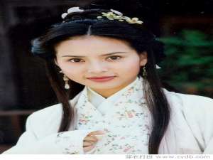 《天卜》中的绝色美人